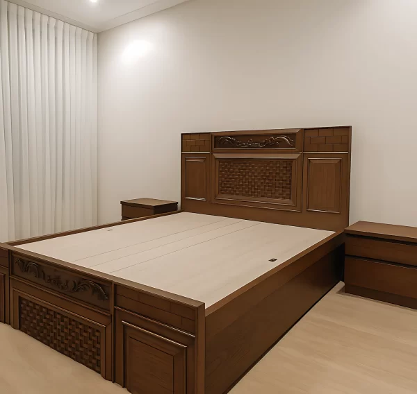 Classic Wooden Bed with Carved Headboard – Solid Wood King Size Bed with Storage