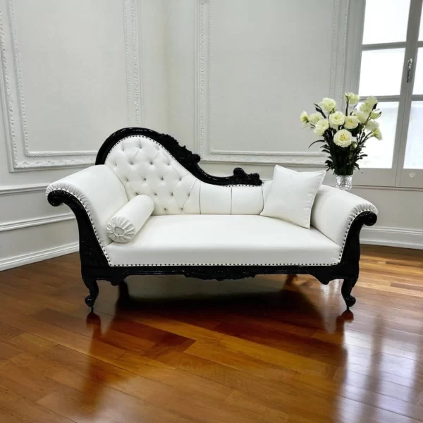 Elegant French Provincial White Tufted Chaise Lounge