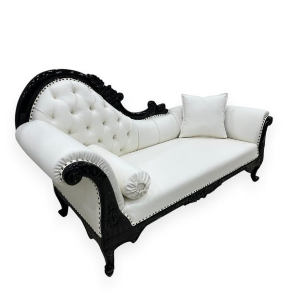 Elegant French Provincial White Tufted Chaise Lounge - Image 4